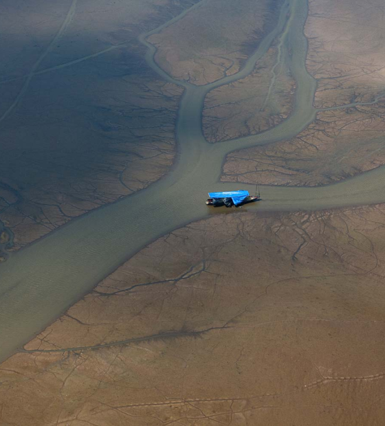 Seca histórica na Amazônia causa desertos e deslocamentos forçados