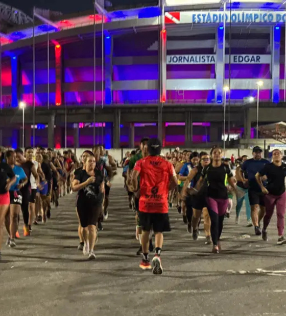 Aula gratuita de condicionamento físico reúne mais de mil pessoas no Mangueirão