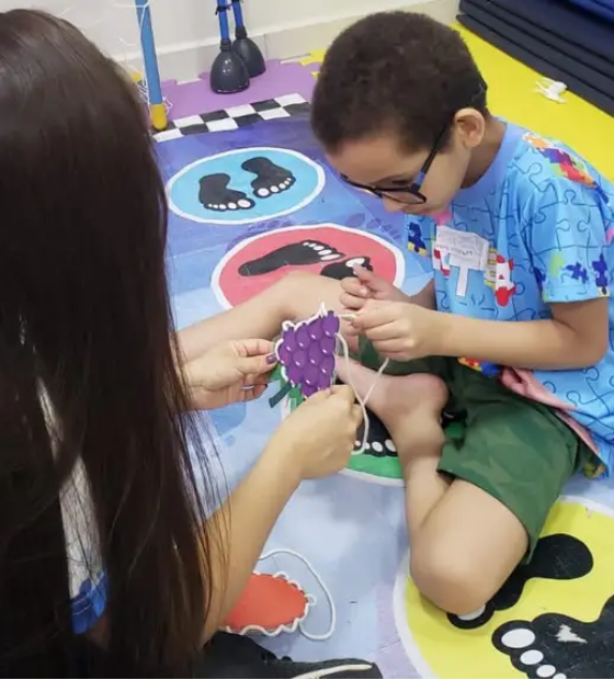 Núcleos de atendimento do Governo do Pará reforçam acolhimento a pessoas com Transtorno do Espectro Autista 