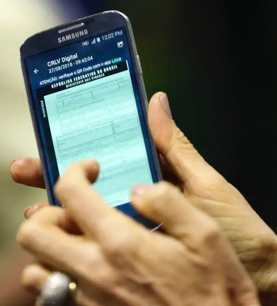 Renovação da CNH: Novo mecanismo automático já beneficiou 300 mil motoristas.