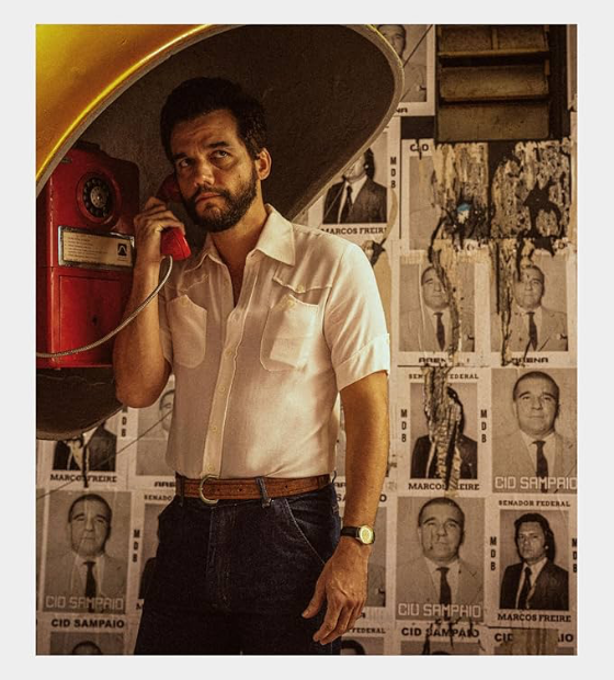 Mais um rumo ao Oscar: O Agente Secreto ganha prêmio Spirit Awards de melhor filme internacional.