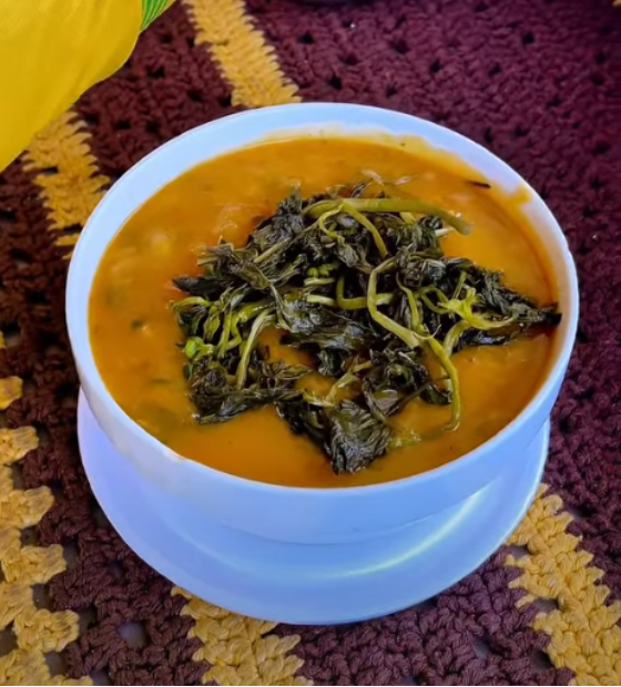 Criatividade na cuia: surge a “tacasopa” em barraca de comidas típicas