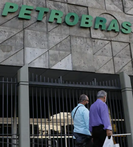Petrobras bate novo recorde na produção de barris de petróleo e gás