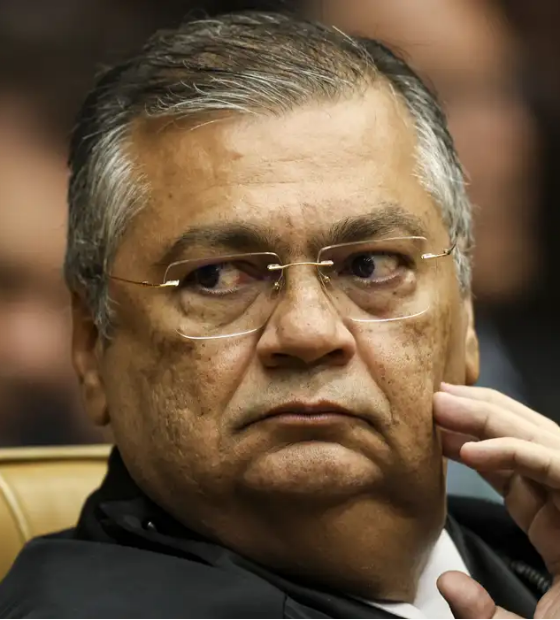 Farra dos Penduricalhos: Min. Flávio Dino reforça que pagamento está proibido.