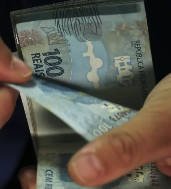 Abono salarial: pagamento para nascidos em maio e junho começa hoje.