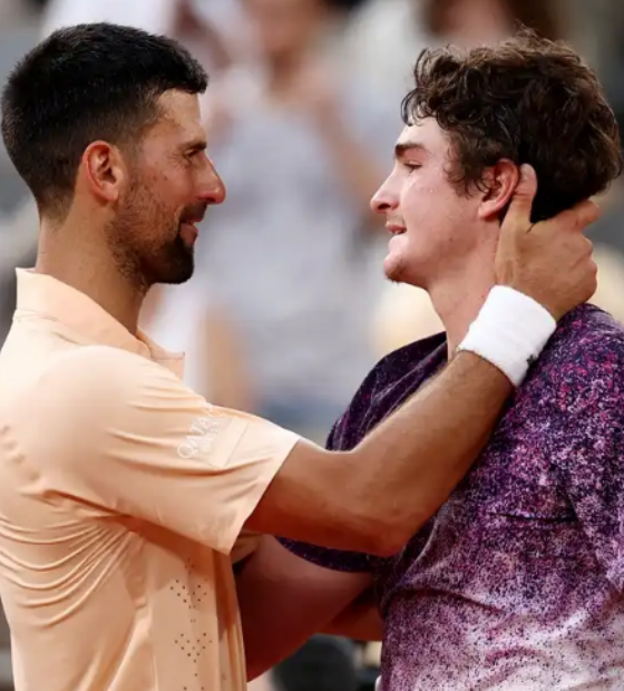 Roland Garros 3ª rodada: João Fonseca vence Novak Djokovic após virada épica.