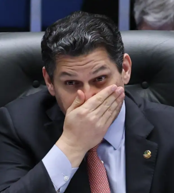 6x1 no Senado: Davi Alcolumbre mantém silêncio e oposição tenta preservar escala.