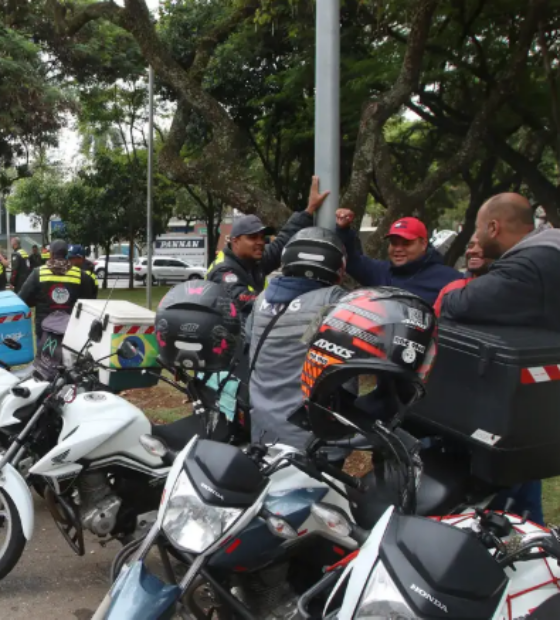 Eleições 2026 e a gastança que não para: governo prepara linha de crédito para motociclistas de aplicativos.
