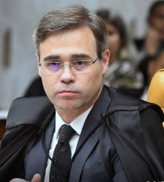 Escândalo Master: Ministro André Mendonça quer levar ao plenário os diálogos atribuídos a Daniel Vorcaro e Alexandre de Moraes