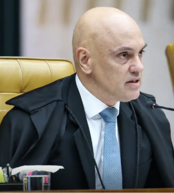 Guerra no STF: Alexandre Moraes encaminha a Fachin pedido de investigação contra André Mendonça