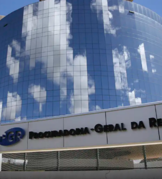 PGR defende quebra de sigilo de processo sobre pagamentos de Vorcaro