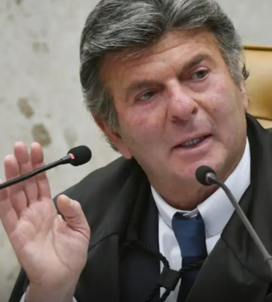 Luiz Fux suspende decisão de Flávio Dino que restabelecia posts sobre Nossa Senhora Aparecida