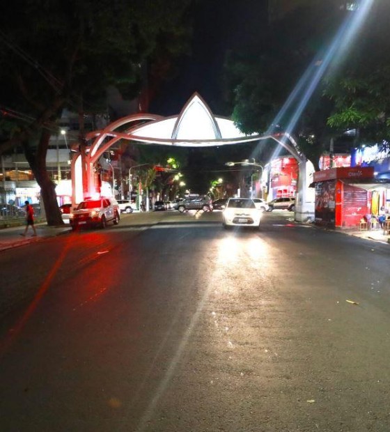 Recapeamento avança na Avenida Nazaré antes das procissões do Círio