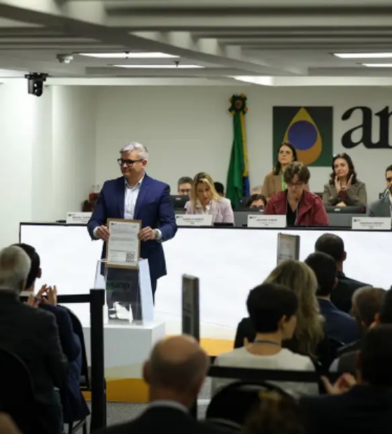 Maior leilão do pré-sal termina com sete dos 13 blocos arrematados
