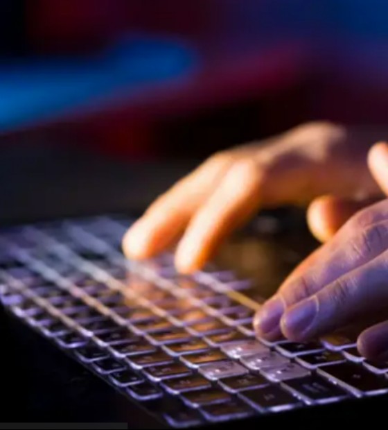 Na BBC: Sites em vários países são desativados após IA detectar falhas graves de segurança