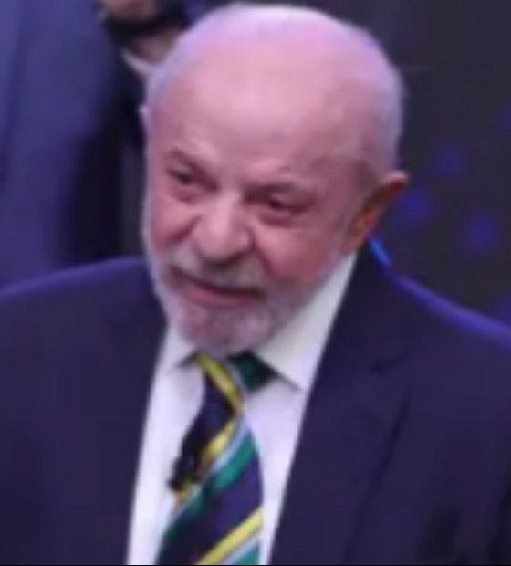 Lula aceita proposta de Flávio para quebra de sigilo bancário